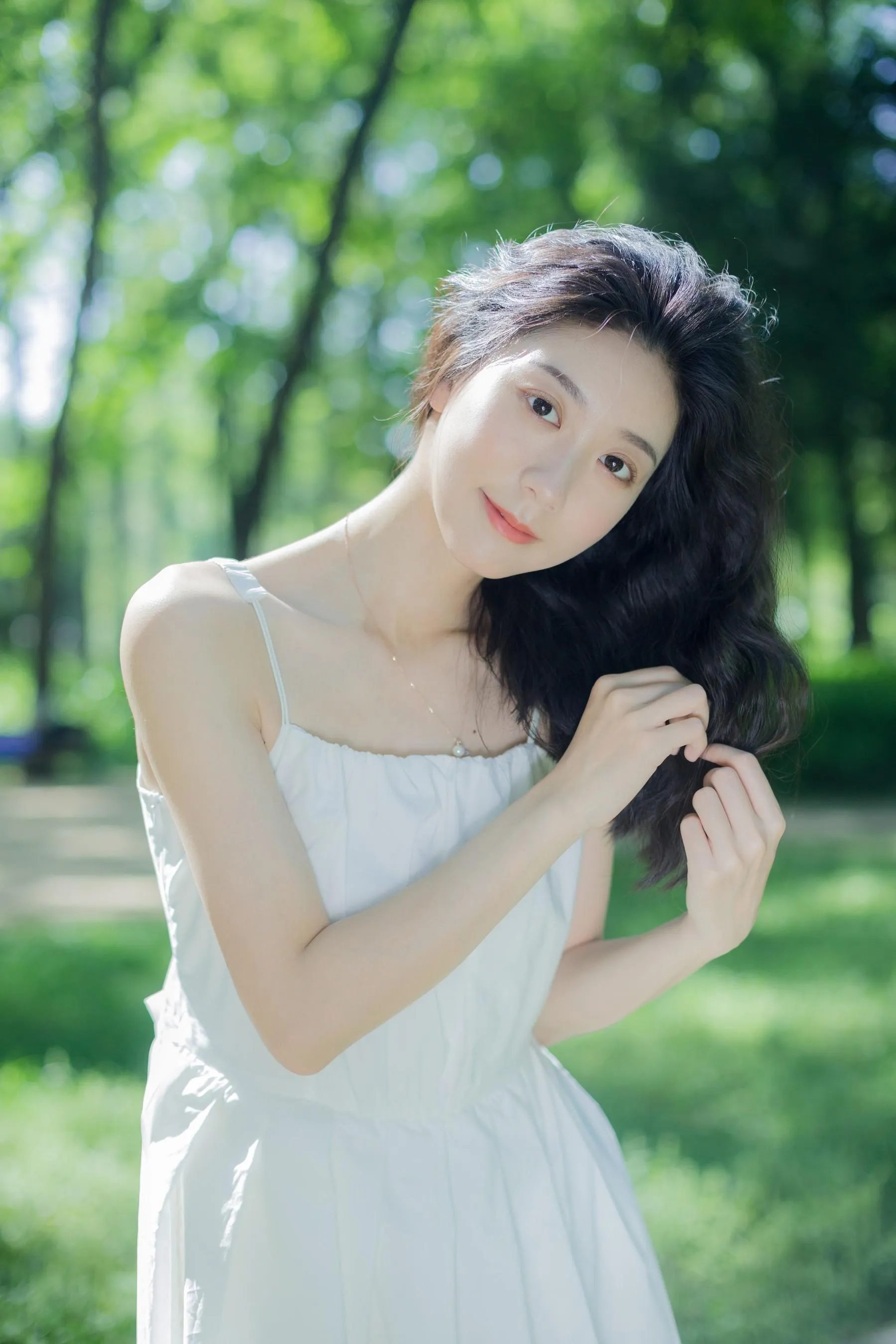 [YITUYU艺图语]2022.07.17 沉沦夏日 饲猫少女- [40P]插图1